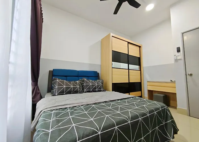 Razak City 2 Or 3 Bedroom Klcc View Sungai Besi, Kuala Lumpur