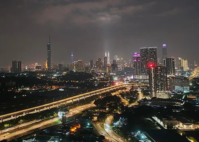 Razak City 2 Or 3 Bedroom Klcc View Sungai Besi, Kuala Lumpur