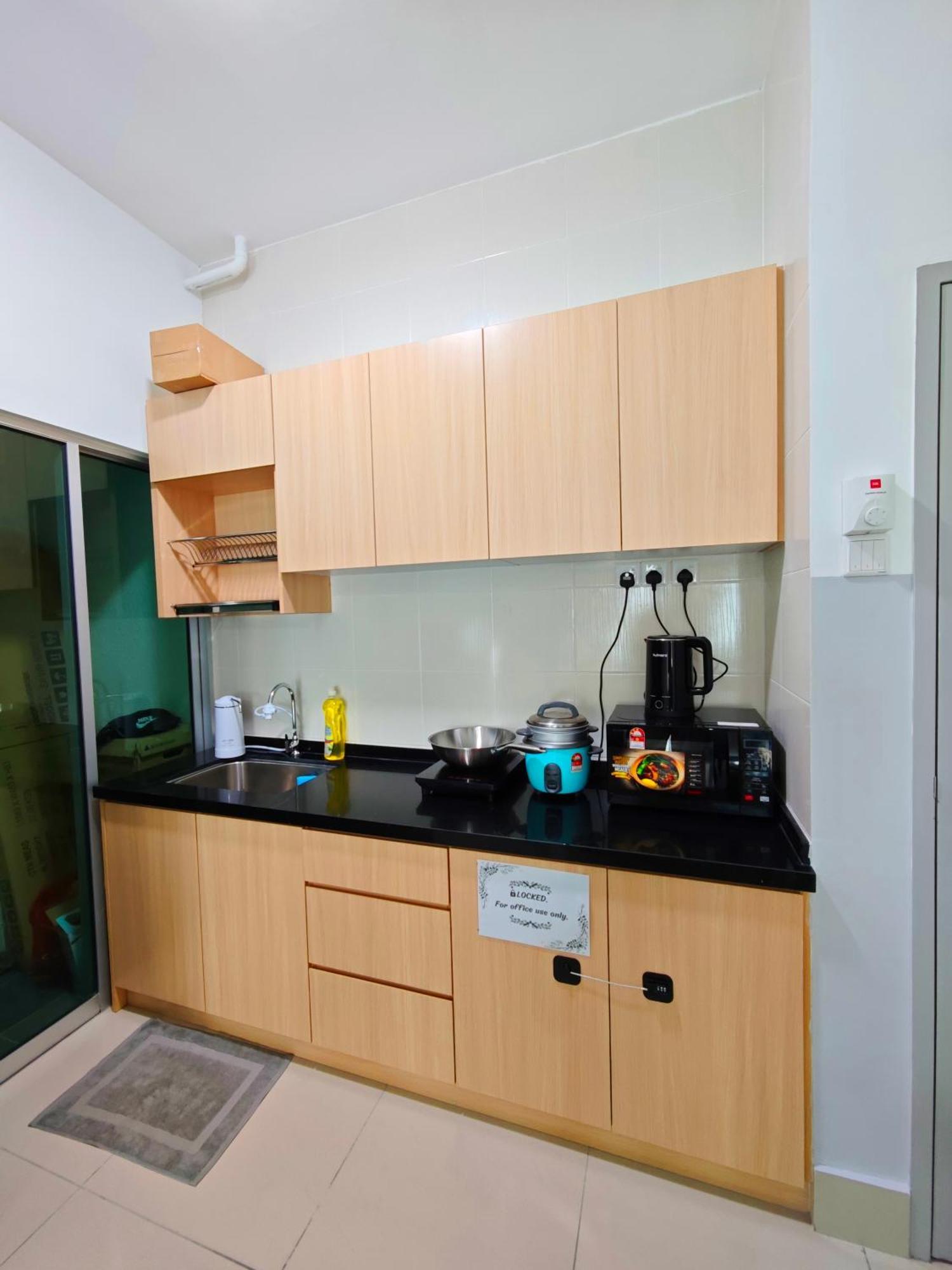 Razak 2 Or 3 Bedroom Klcc View Sungai Besi, *