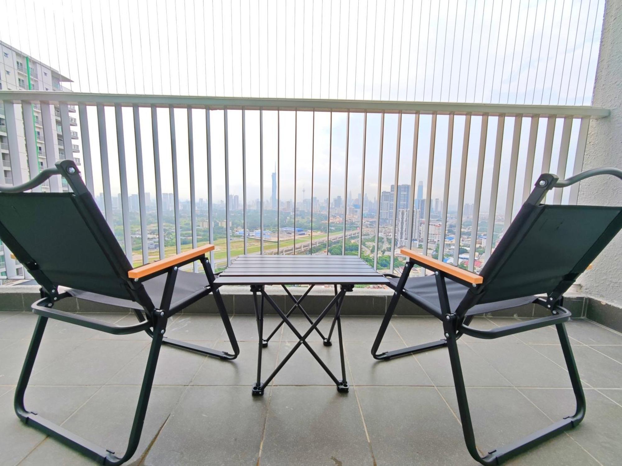 Razak 2 Or 3 Bedroom Klcc View Sungai Besi, Apartment